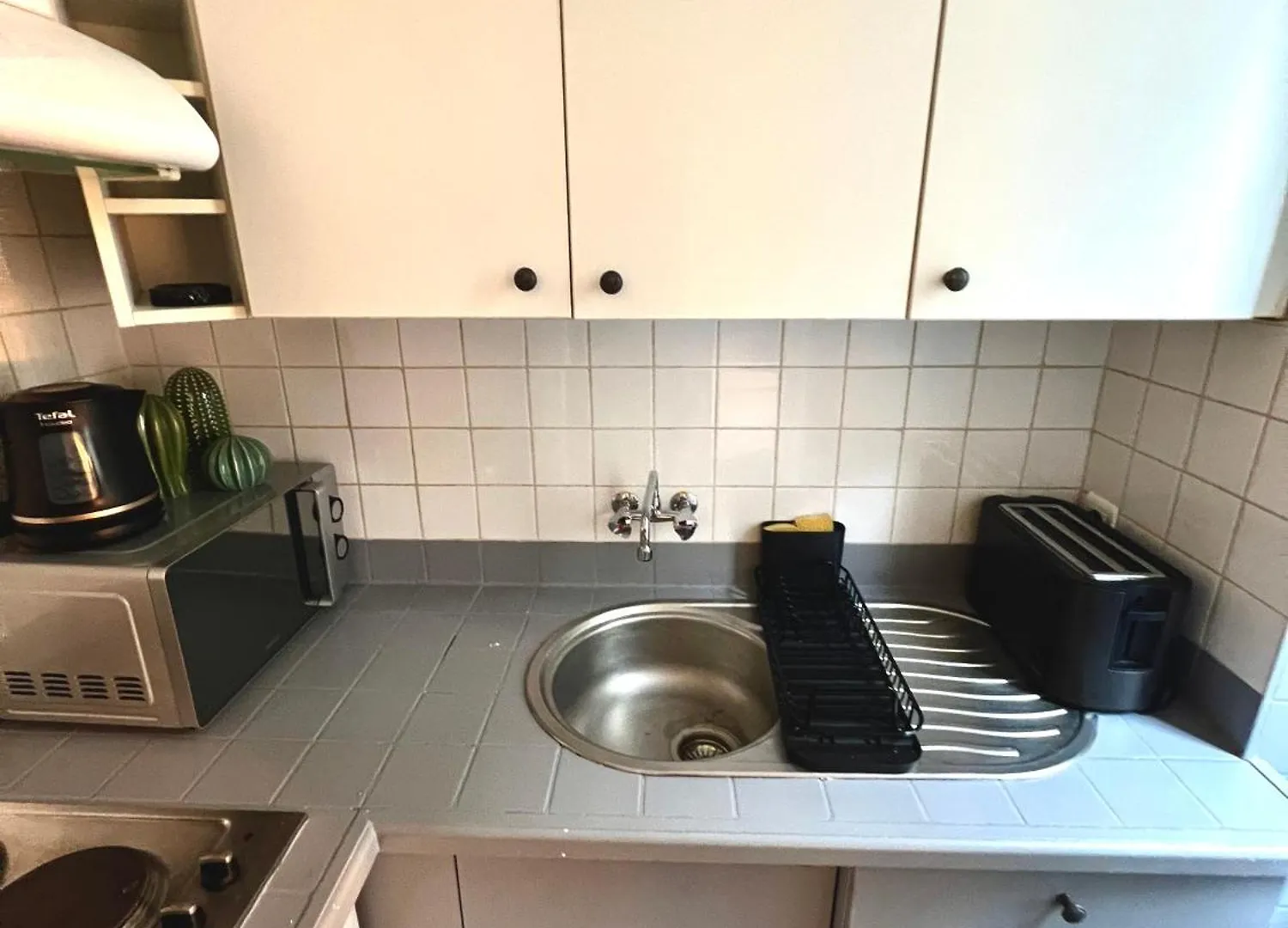 Cosy Studio - Champs-Elysees Paris Apartment